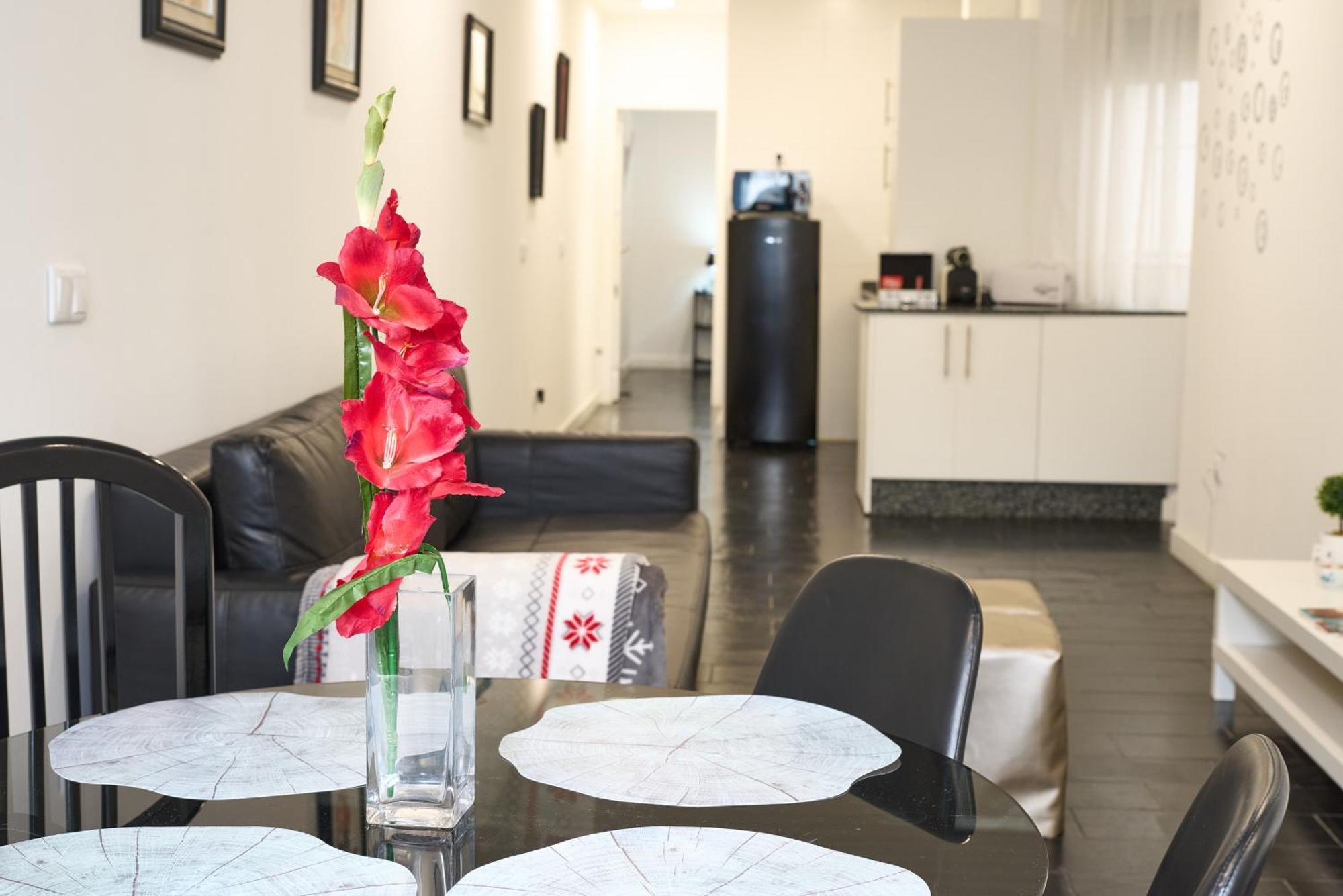 Apartment Aligrama *